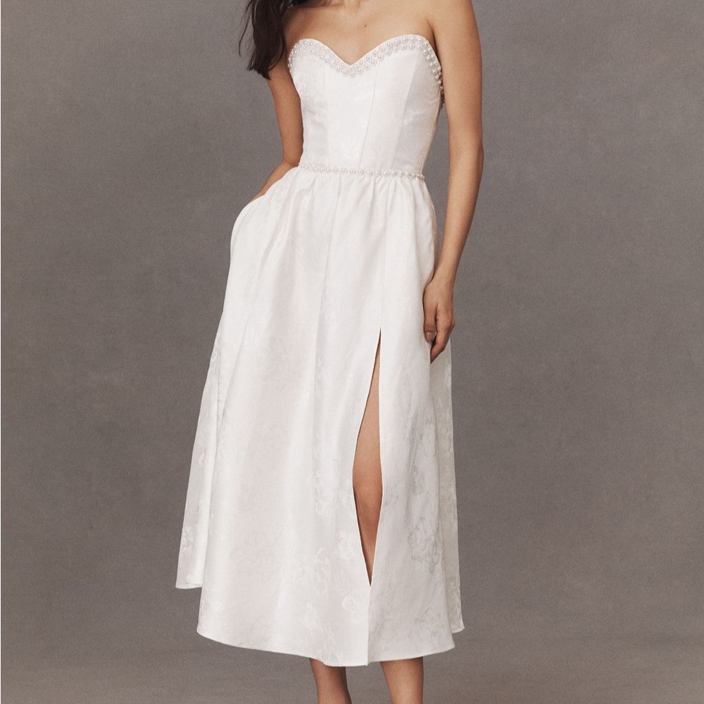 V. Chapman White Strapless Dress